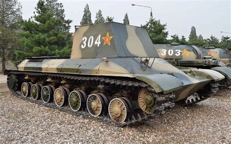 别看到五对轮就叫59坦克：62式轻坦和59式中型坦克都是五对轮！