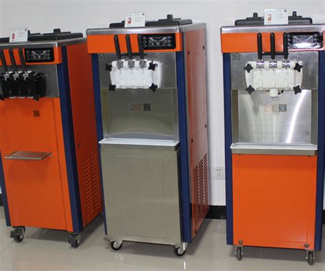BF7218 软冰淇淋机 - 产品设计 - 武汉爱迪斯工业设计有限公司