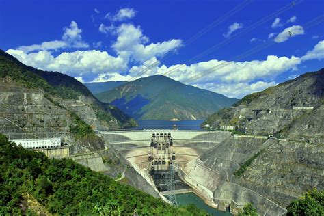 东方电气研制的云南境内在建最大水电站1、2号机组顺利投产