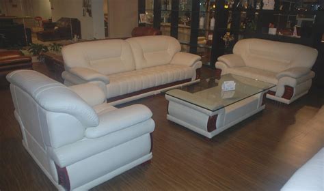 真皮沙发客厅正品质量多少钱好的真皮沙发客厅 创意