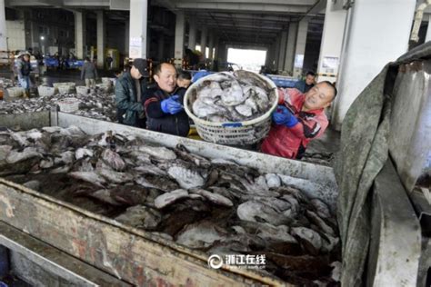 浙江舟山：渔民开工-人民图片网