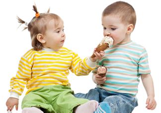 宝宝吃冰淇淋要注意什么 吃冰淇淋关键是年龄和适度 _八宝网