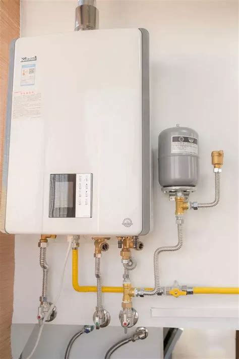 燃气热水器该如何安装 燃气热水器安装位置须知_住范儿