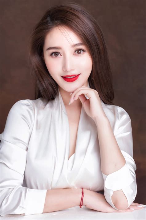黄瑾瑜图片