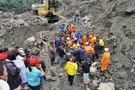 四川乐山金口河发生高位山体垮塌，已造成19人遇难_凤凰网视频_凤凰网