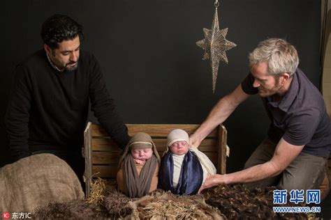 摄影师为新生儿拍创意萌照 重演基督诞生场景 - 永嘉网