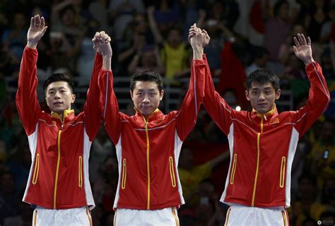 高清：乒球男团颁奖仪式 中国男乒沉着领金牌-新闻中心-南海网