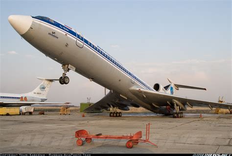The Tupolev TU-154 Vs The Boeing 727 - Which Aircraft Is Better?