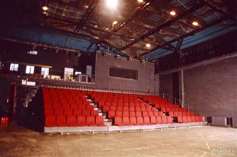 400座位小型剧场系统解决方案-三创演艺-舞美灯光设计-舞台设计