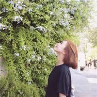 温柔头像四十岁女生