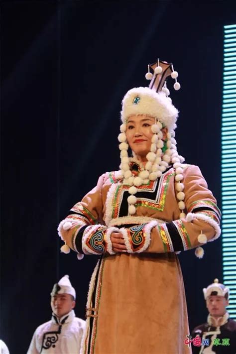 历史悠久的蒙古族赛马运动