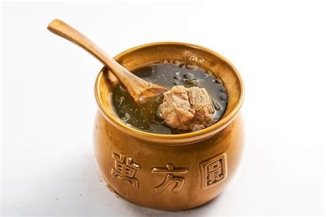 桃溪瓦罐汤_桃溪瓦罐汤的做法 - 安徽特色小吃 - 香哈网
