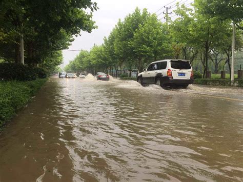 信阳再迎强降雨险情频发 记者直击抢险、救援一线-大河网
