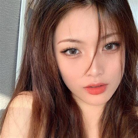 御姐_高清全面屏壁纸_[标签:标题1]