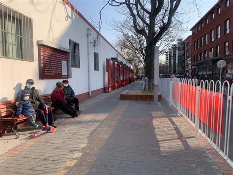 从杂乱无章到“最美街巷”，北京二里庄环巷如何实现三年大变样？_京报网