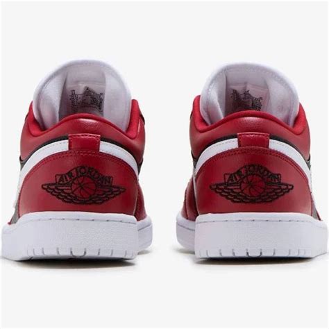 Air Jordan 1 Mid “Chicago Flip” is the next hype – SneakerDream
