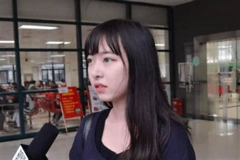 日本姑娘带5万元来中国旅游，仅待三天就哭着回国：根本待不下去