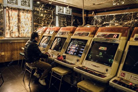 从《高分少女》聊聊东京的怀旧街机游戏厅（一）秋叶原篇 - 知乎