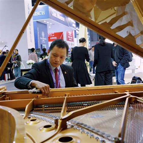 施坦威钢琴技师特辑 - 在世界上最好的钢琴公司工作，是种怎样的体验？ - Steinway & Sons