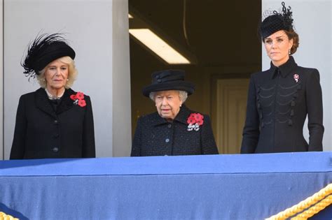 英国的传奇王后卡米拉：从小三到正宫苦熬52年，终迎高光时刻|卡米拉|查尔斯|戴安娜王妃_新浪新闻