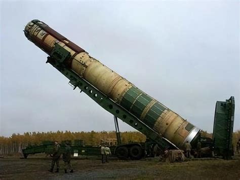 世界上威力最大的导弹，R36M太猛了，直径有3米，起飞重量超200吨