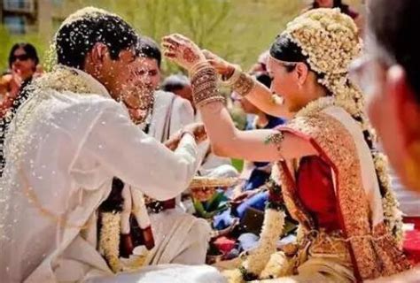 印度跨种姓婚姻是需要“财政激励”的“自由恋爱”_手机新浪网