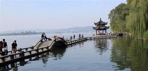 2023断桥残雪-旅游攻略-门票-地址-问答-游记点评，杭州旅游旅游景点推荐-去哪儿攻略