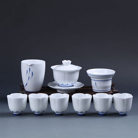 德化手绘青花白瓷盖碗功夫茶具套装陶瓷茶杯整套商务礼品-阿里巴巴