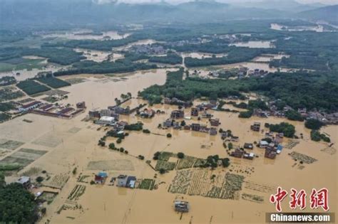 地方新闻精选｜福建闽清致73死特大洪灾13名官员被问责|界面新闻 · 中国