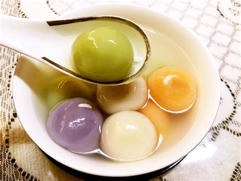 彩色汤圆（天然的健康的）的做法_彩色汤圆（天然的健康的）怎么做_彩色汤圆（天然的健康的）的家常做法_伊秀美食库