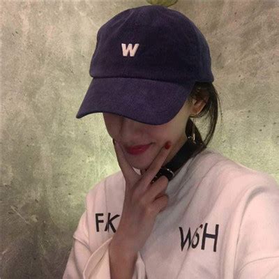 零零后非主流美女头像
