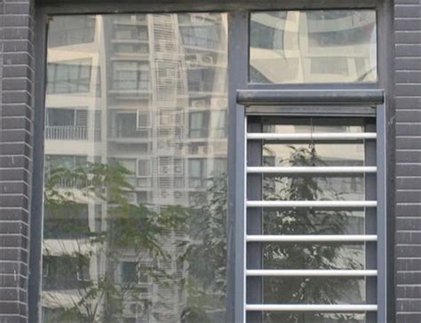 2018高层防盗窗的款式图片 -房天下装修效果图
