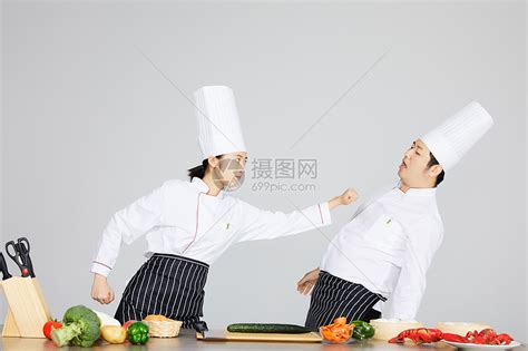 两个厨师高清图片下载-正版图片501241487-摄图网