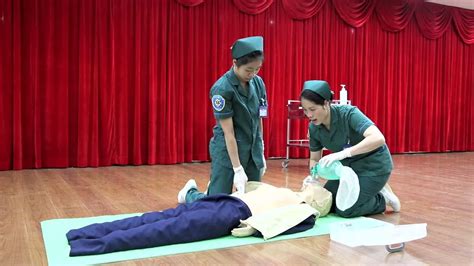 双人心肺复苏 CPR_腾讯视频