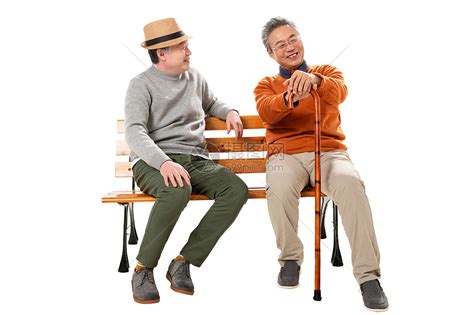 两位老年朋友坐在长椅上聊天高清图片下载-正版图片507659541-摄图网