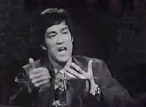1973年7月20日，一代功夫巨星李小龙去世。 - 知乎