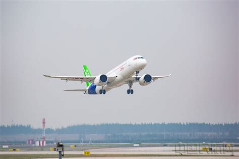 柏林航空公司订购波音公司60架737-800飞机 – 中国民用航空网