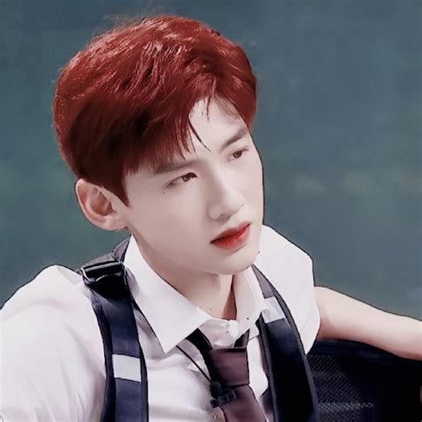 白敬亭头像图片