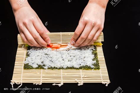【寿司的做法步骤图，寿司怎么做好吃】静静的生活是静静的生活_下厨房