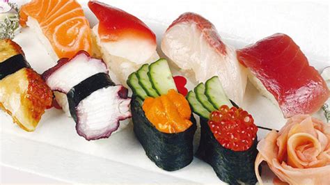 飞机餐的创新：空中寿司的自动回转餐【翻译】 | Foodaily每日食品