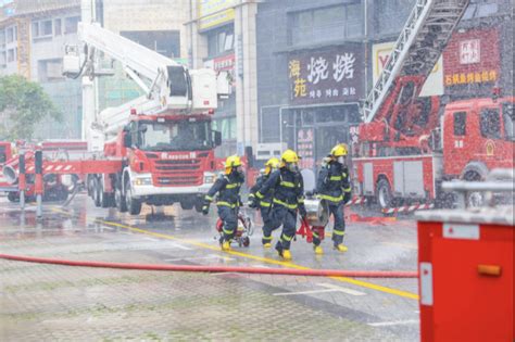 深圳消防在盐田区开展超高层建筑灭火救援实战演练|蔓延|灭火|超高层_新浪新闻