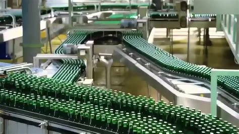 走进啤酒工厂流水线，揭秘百威青岛哈尔滨啤酒生产过程_腾讯视频