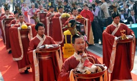 清明节祭祖用的食物可以吃吗？|供品|祖宗|祭祖_新浪新闻