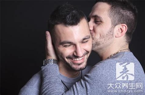 【真是醉了】中国同性恋的结婚照