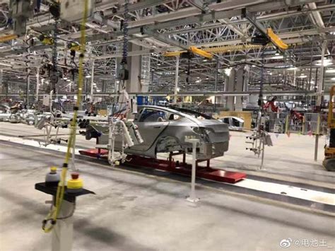 特斯拉上海工厂 2021 年规划产能曝光，Model 3 + Model Y 55 万辆 - 42 号车库