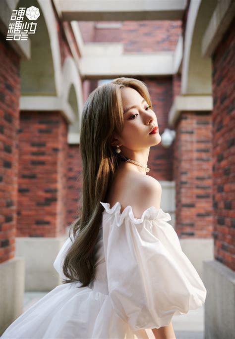 陈卓璇甜美女生头像