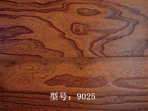 烤漆榆木多层地板-榆木雕刻_昆明强化地板厂家批发_昆明新浩力地板