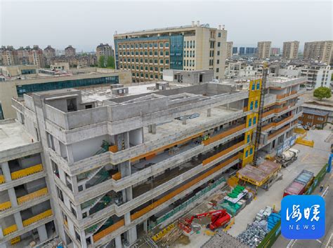 海曙区第二医院新建工程（东侧地块）主体结构结顶