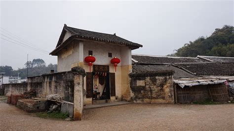 守住一代人的记忆！为广州历史建筑黄屋大戏院撑伞 | 古村之友官网