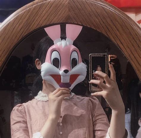 古风头像有点沙雕的女生